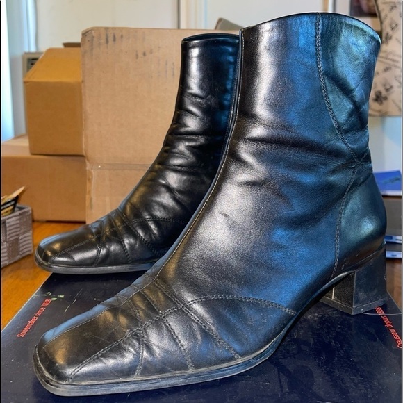 IOB -Peter Kaiser Black Caprillo Square toed boots. Size 8.5 GUC - Picture 8 of 11